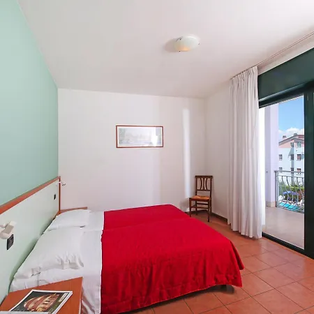 Nettuno Hotel 3*