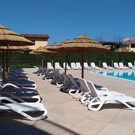 Nettuno 3* Пескьера-дель-Гарда