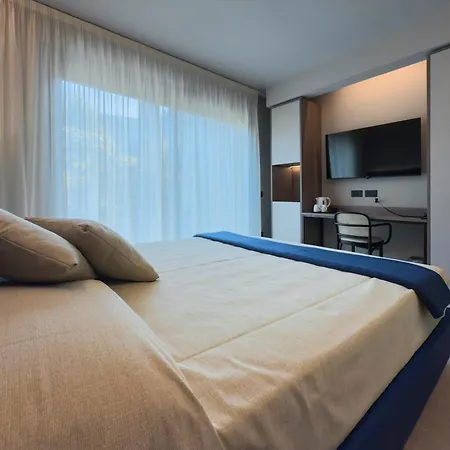 Nettuno 3* Peschiera del Garda