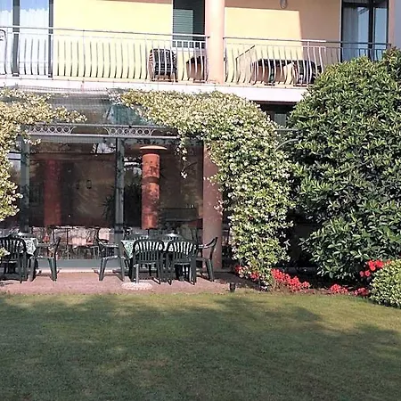 Nettuno Hotel 3*