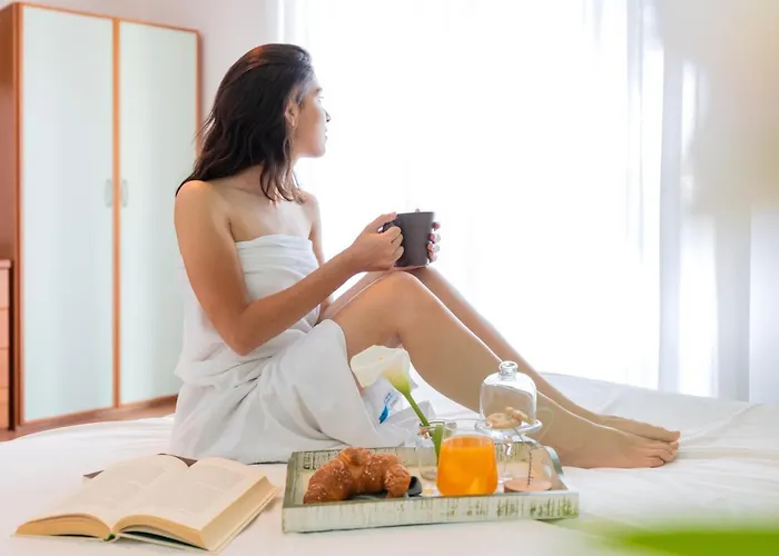 Nettuno アパートホテル ペスキエーラ・デル・ガルダ