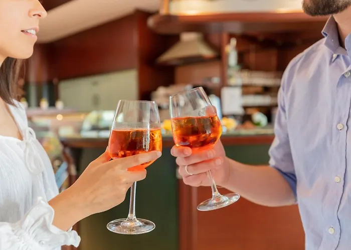 アパートホテル Nettuno ペスキエーラ・デル・ガルダ