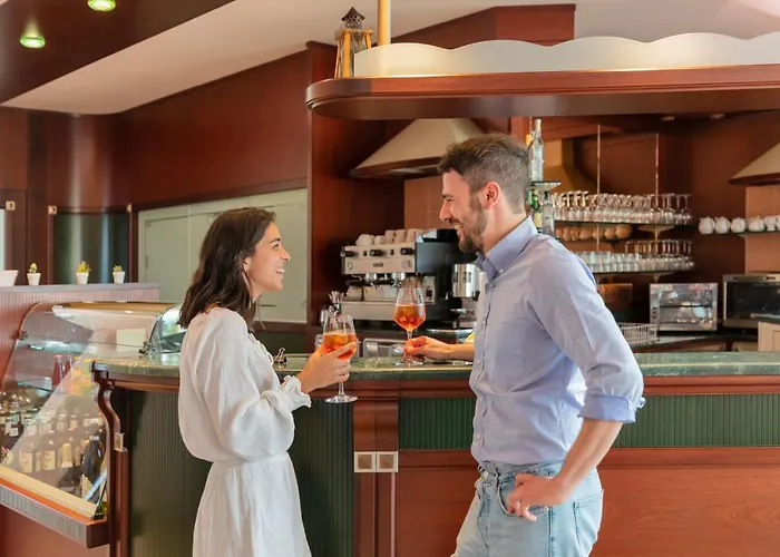 Nettuno 4* ペスキエーラ・デル・ガルダ