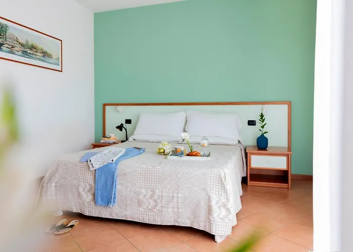 Nettuno アパートホテル 4*