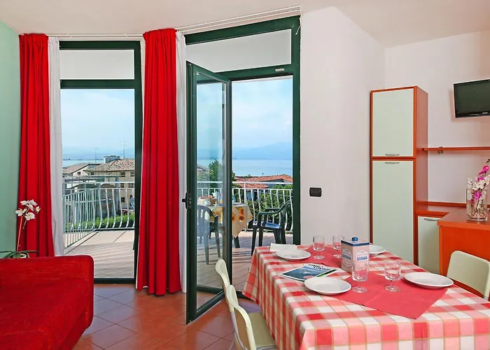 Nettuno アパートホテル