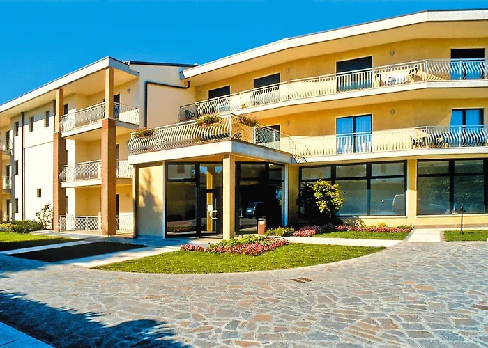 Nettuno アパートホテル