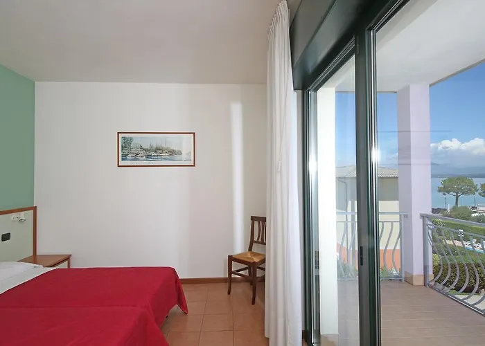 Nettuno ペスキエーラ・デル・ガルダ