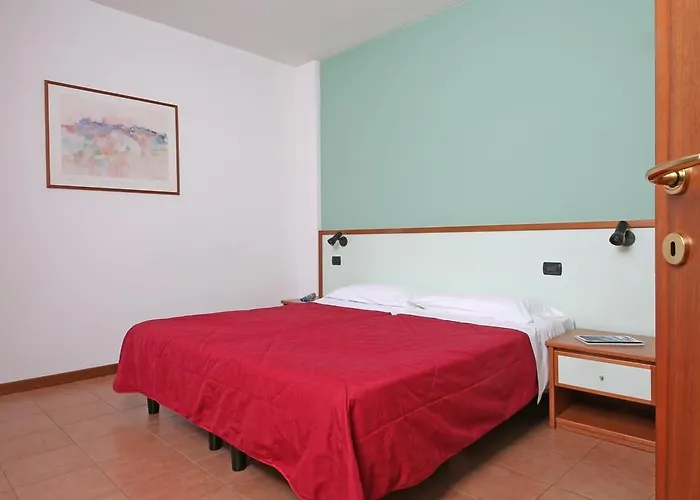 Nettuno ペスキエーラ・デル・ガルダ